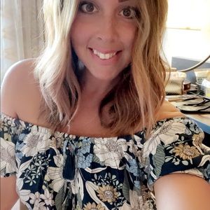 Meet your Posher, Nina